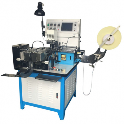 automatic ribbon wet wipes folding and cutting machine