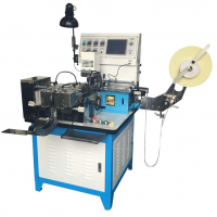 automatic ribbon wet wipes folding and cutting machine